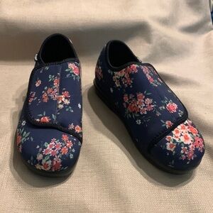 Propet Cush ‘N Foot Shoes